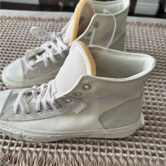 Converse White Cream Canvas High-Top Sneakers - Picture 4 of 9